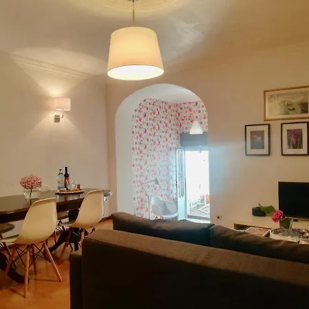 Casa de Férias House In The Town Centre