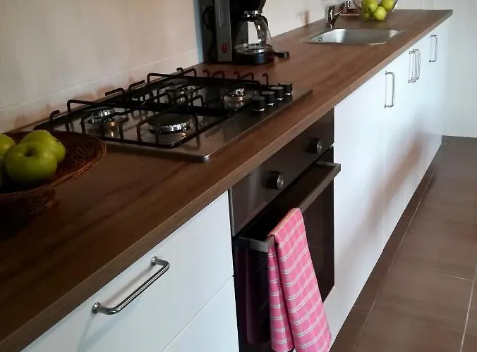 Vakantiehuis House In The Town Centre Caminha