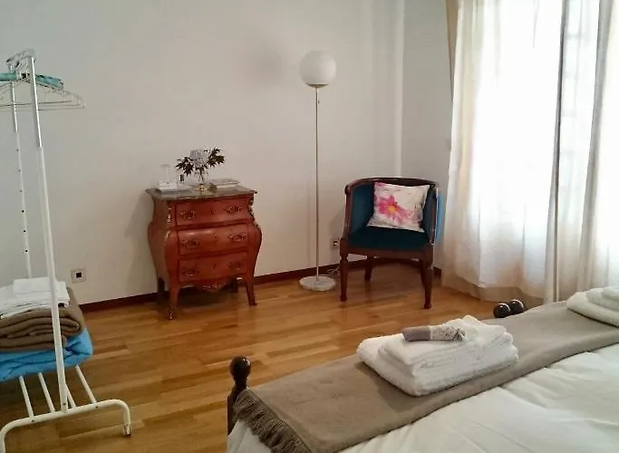 House In The Town Centre Nyaraló