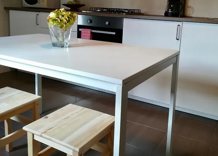 House In The Town Centre *